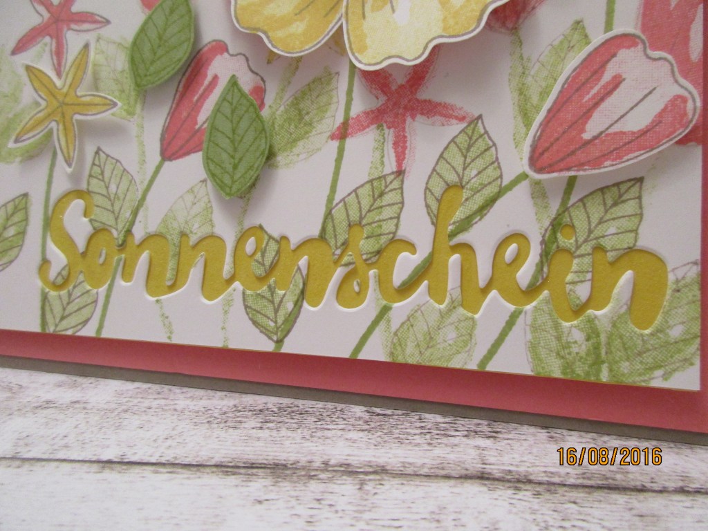 der mit Cardstock Osterglocke unterlegte Schriftzug